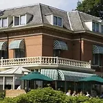 兰佩夏克阿伦那帕阿姆拉酒店