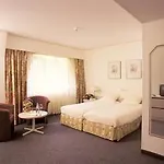 兰佩夏克阿伦那帕阿姆拉酒店 4*