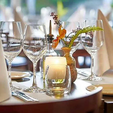 Amrâth Lapershoek Arenapark 4* Hilversum