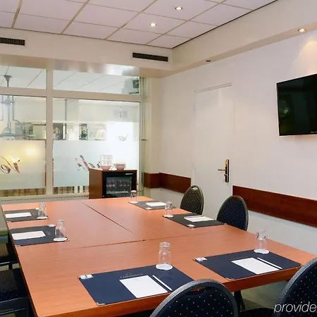 Amrath Lapershoek Arenapark 4*