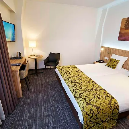 Amrâth Lapershoek Arenapark 4* Hilversum